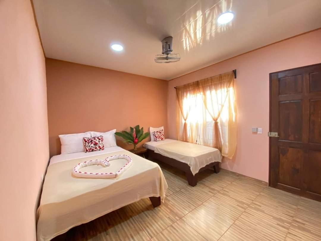 Cabinas Agamy Tortuguero Δωμάτιο φωτογραφία
