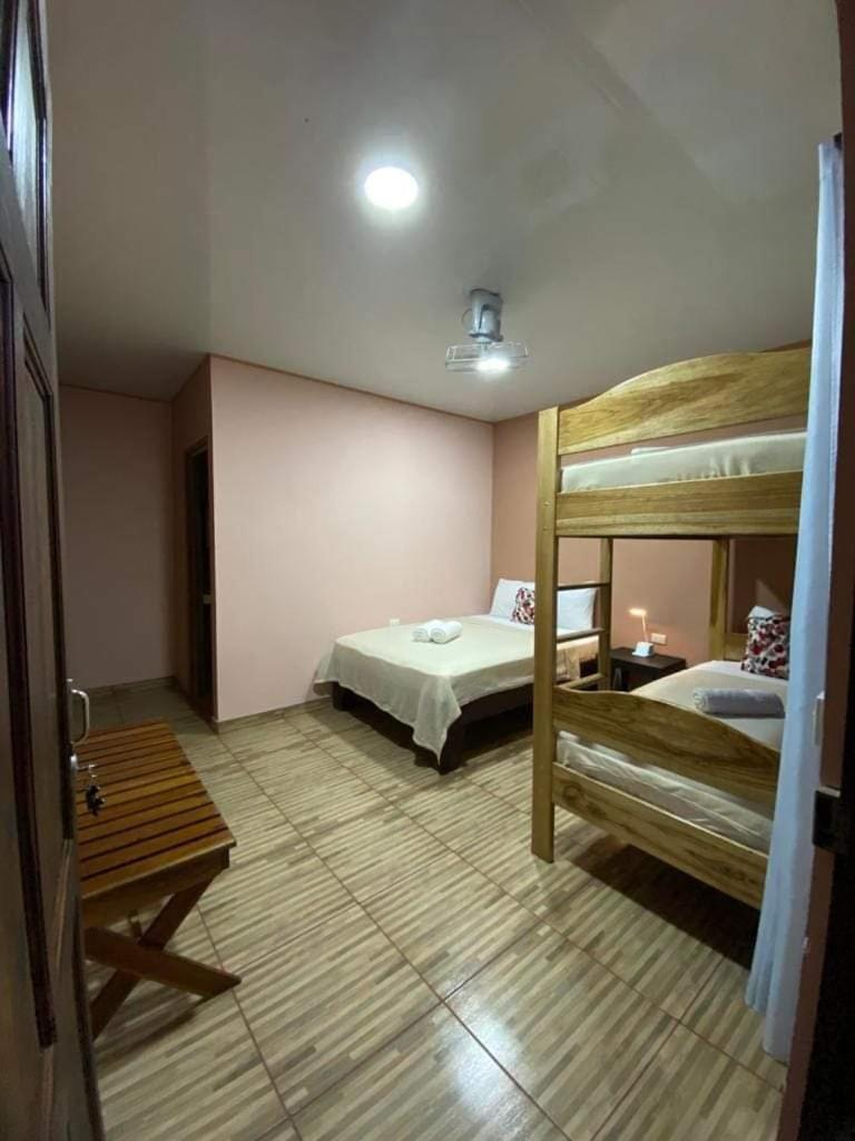 Cabinas Agamy Tortuguero Δωμάτιο φωτογραφία